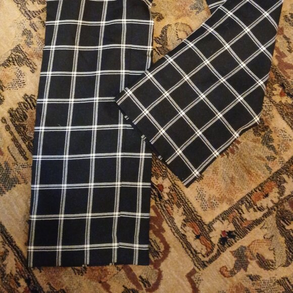 PENDLETON Virgin Wool Black Plaid Trousers 4P - like new - Picture 9 of 13